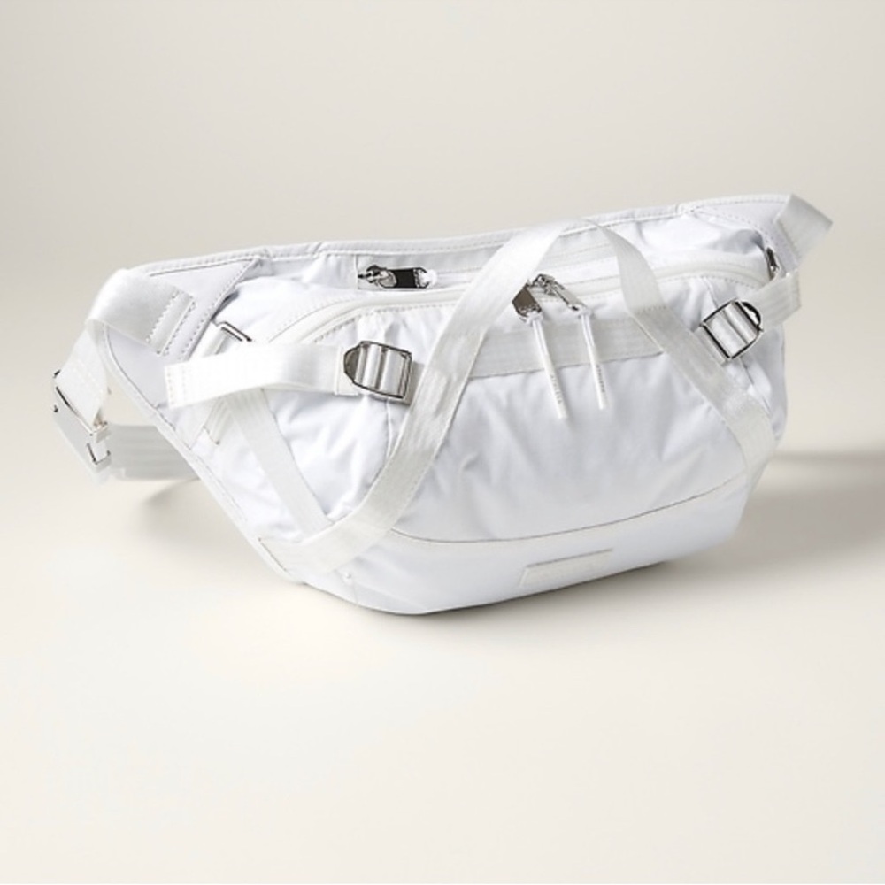 Athleta Excursion Waistbag White - Picture 2 of 13